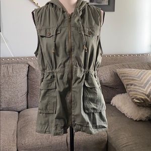 Rocio Designer in California Vest